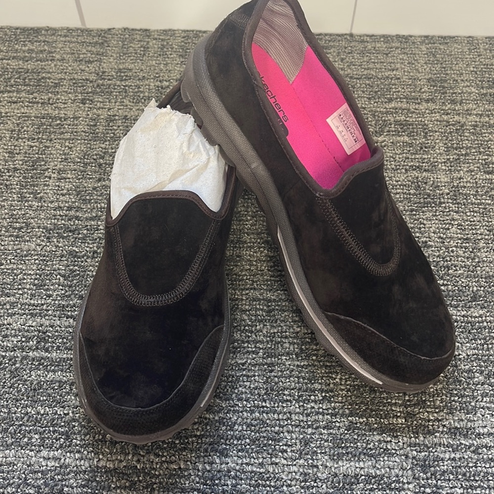 Skechers Brown Suede Casual Slip On Size 8 1/2